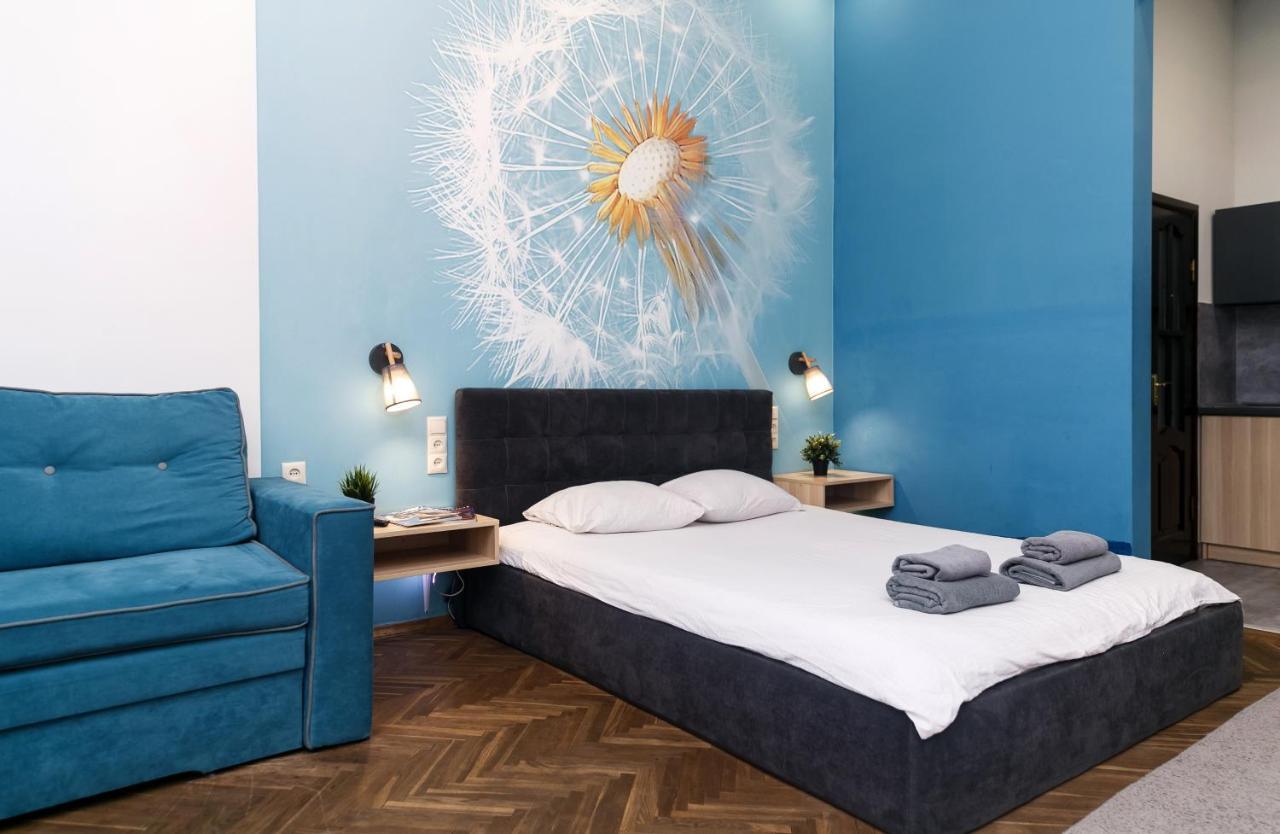 Main Square Apartment Good Stay In The City Center Львов Экстерьер фото